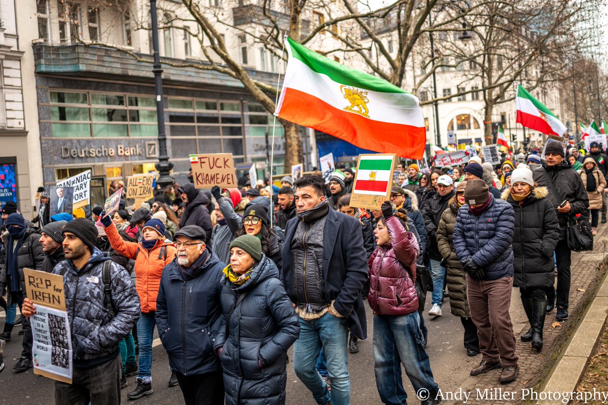 millerfeind's tweet photo. Exiled Iranians in Berlin protest against the regime's crackdown on demonstrators. https://t.co/taKekCH3cD