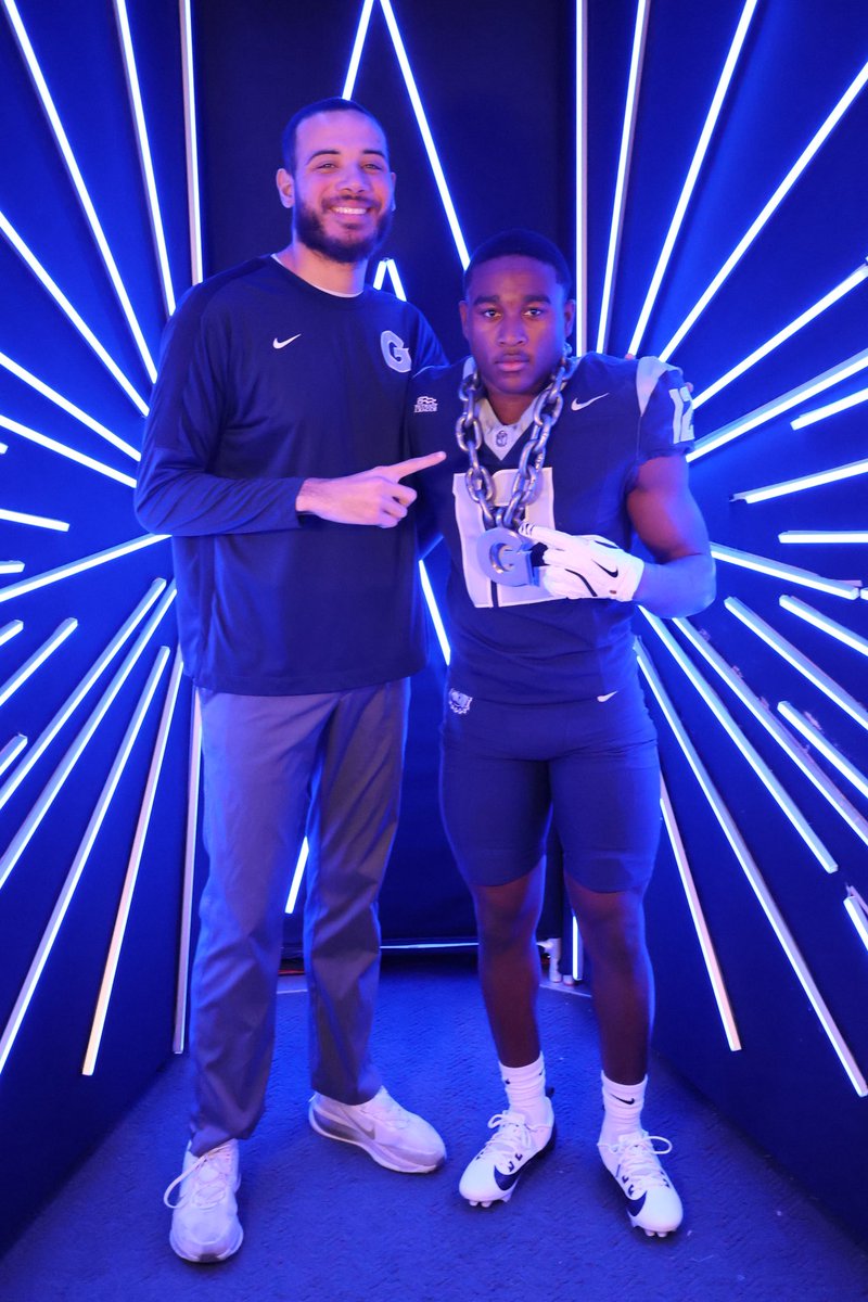 MylesTwyman's tweet photo. I had a great official visit at Georgetown University this past weekend. Thank you @coachsgarlata @CoachRamey_ ! https://t.co/cmelTnsx4u