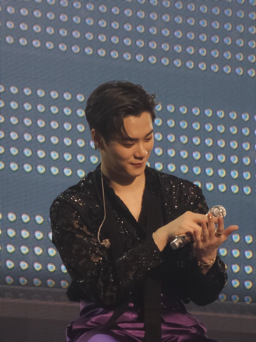 우리 로하들 축하 가득 받기🫶🏻🎂
 #영원히빛나는달_문빈_생일축하해