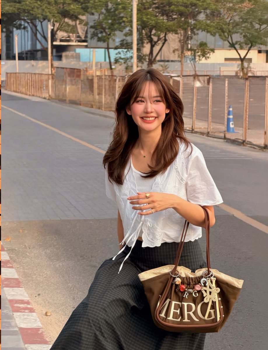 jsmtjyygyjbbjb's tweet image. คนที่ใช้แสงประเทศไทยได้ขี้โกงมากให้เลยอ่ะ