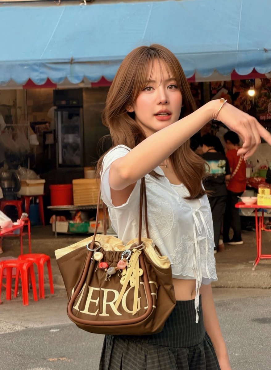 jsmtjyygyjbbjb's tweet image. คนที่ใช้แสงประเทศไทยได้ขี้โกงมากให้เลยอ่ะ