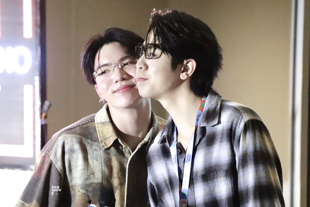 ขอจุ่มแก้มบ่อย ๆ นะ😭

SEAKEENNOOONG ADORABLE FS
#sea_ta_lay #keenkeno 
#seakeen #ซีคีน 
#สนามอ่านเล่น2026xSeaKeen