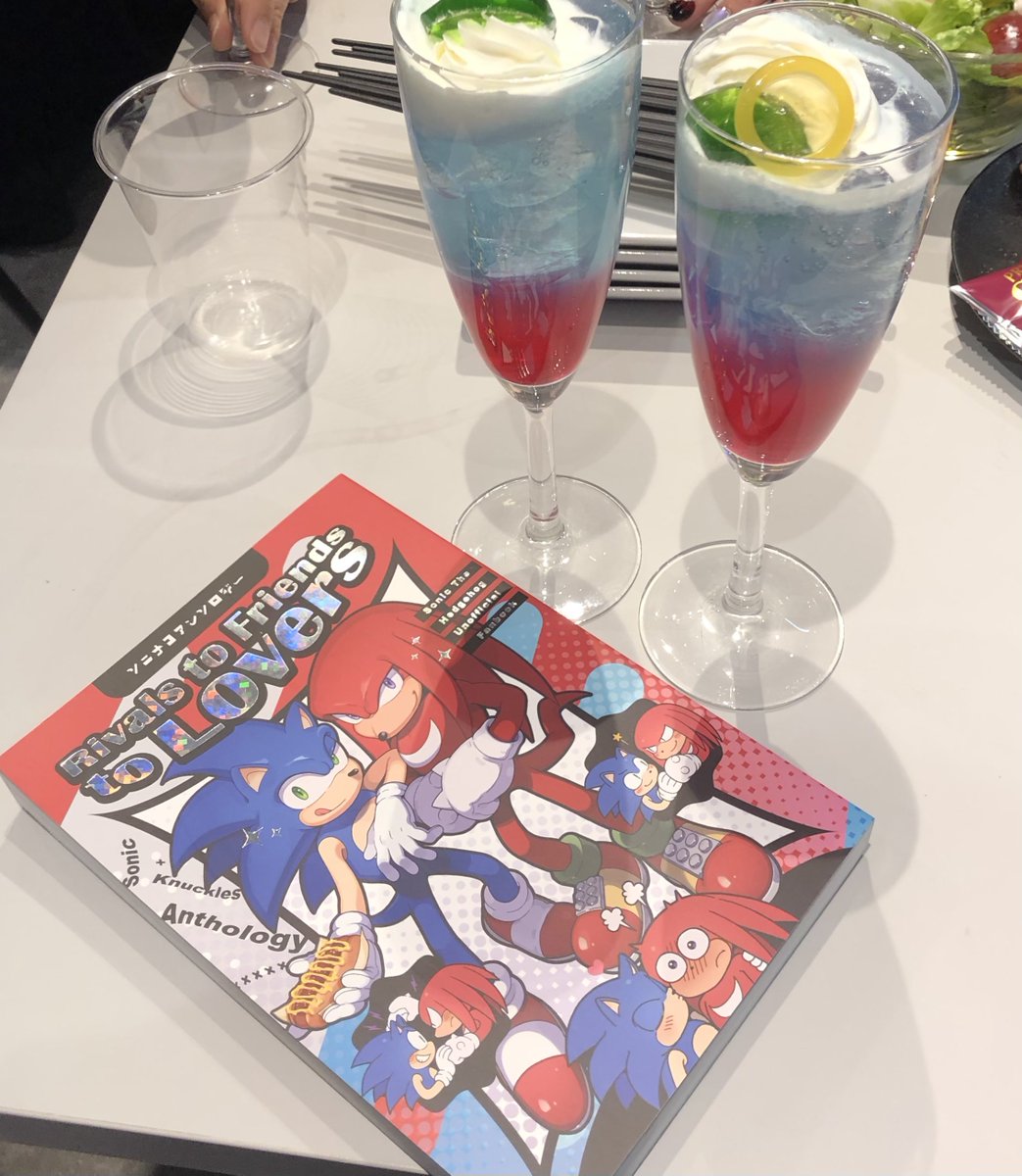 ろくろ💙❤️ tweet media