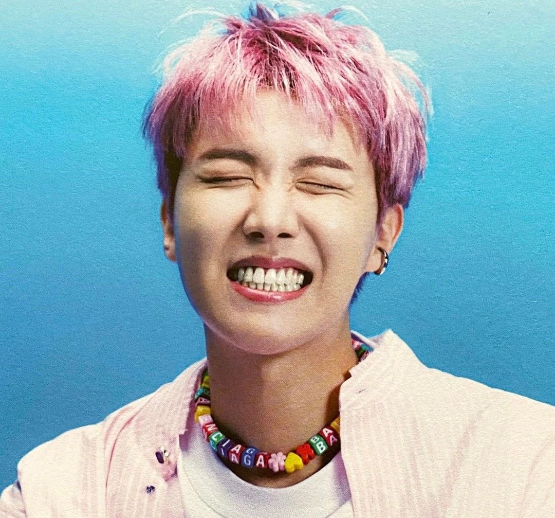 JHPOPBASE's tweet image. #JHOPE Top 5 cities with the most monthly listeners

Spotify:
#1 🇮🇩 Jakarta (290.4K)
#2 🇲🇽 Mexico City (251.3K)
#3 🇲🇾 Kuala Lumpur (211.2K)
#4 🇹🇭 Bangkok (188.3K)
#5 🇸🇬 Singapore (166.5K)

YouTube:
#1 🇰🇷 Seoul
#2 🇹🇭 Bangkok
#3 🇲🇽 Mexico City
#4 🇵🇪 Lima
#5 🇨🇱 Santiago