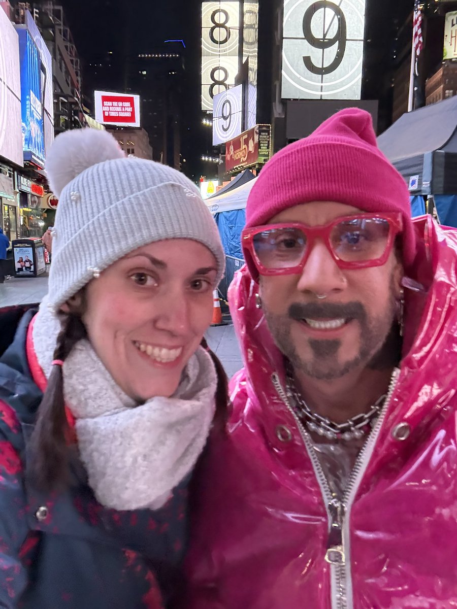 Danielle tweet media