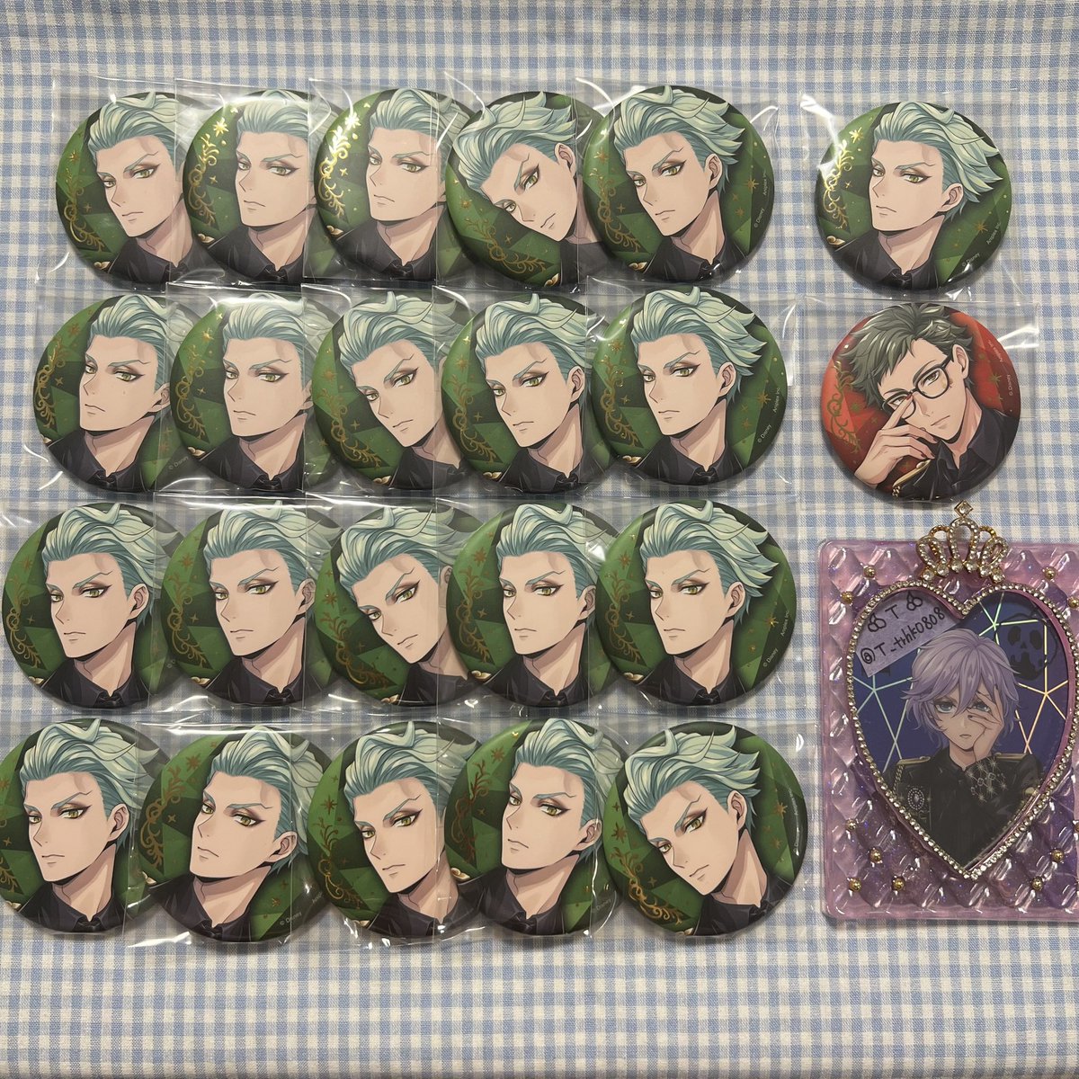 ツイステ ブレイジングジュエル ブレジュ 缶バッジ 交換 譲渡

《譲》セベク トレイ

《求》エペル or 定価＋送料

✧ 一部お取引白紙分を含みます
✧ セベクさん纏めてお迎えいただける場合はこちらで送料負担させていただきます

お気軽にお声掛けください！