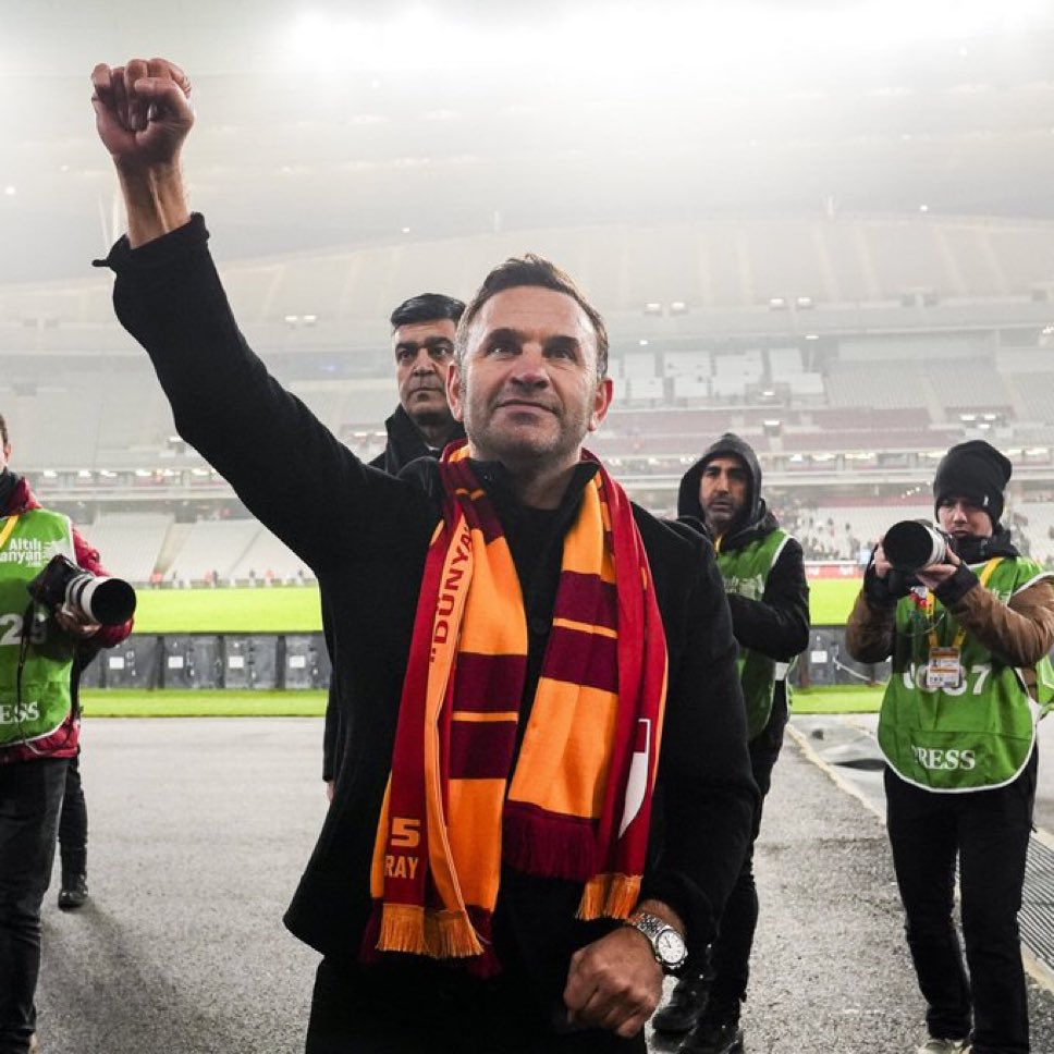 #OkanBurukYalnızDeğildir