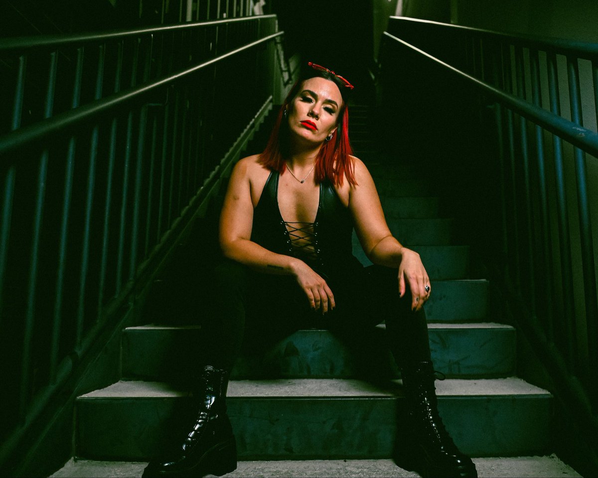 Kelly_WP's tweet image. My time with TNA has come to an end. 

I know this is a long time coming, but y’all deserve to read something coming from me. 
A contract extension was offered, but in the end we’ve decided not to go that route. And that’s totally fine! 
I love TNA, and my time there was full of…