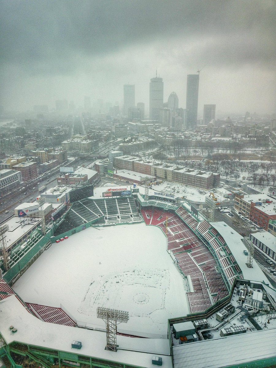 Even covered in snow, Fenway is as beautiful as ever ❄️
