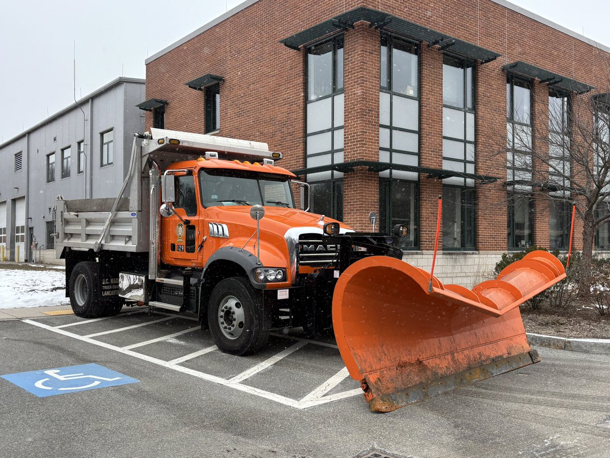 Wellesley Police tweet media