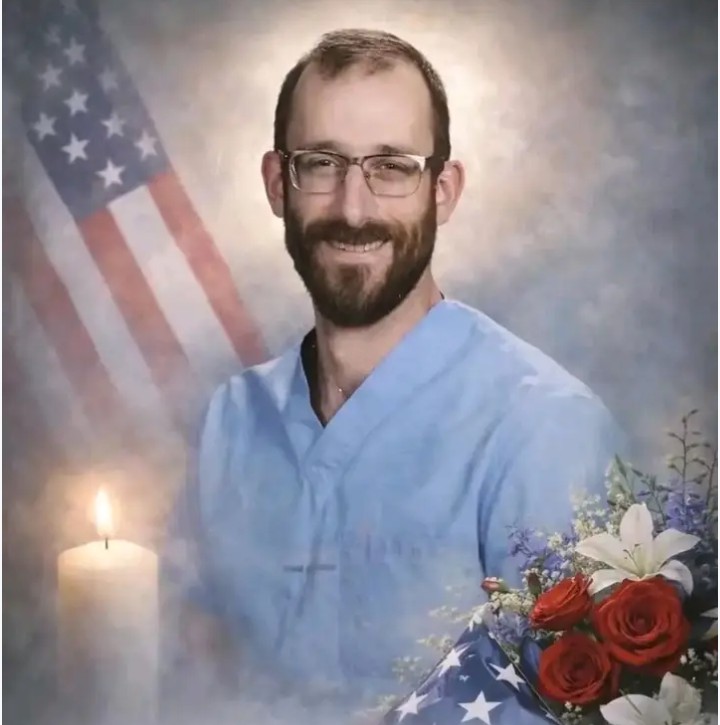 Alex Pettri fue asesinado por la Gestapo del fascista Trump, en Minneapolis. ¡No permitamos que ensucien su memoria!
#NoAlFascismo