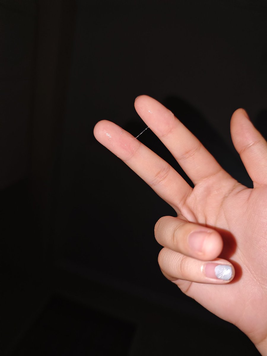 嗯。虽然儿童手指，但是很奇怪我只会扣别人，不会扣自己，这是什么毛病
#wlw #les #女同性恋