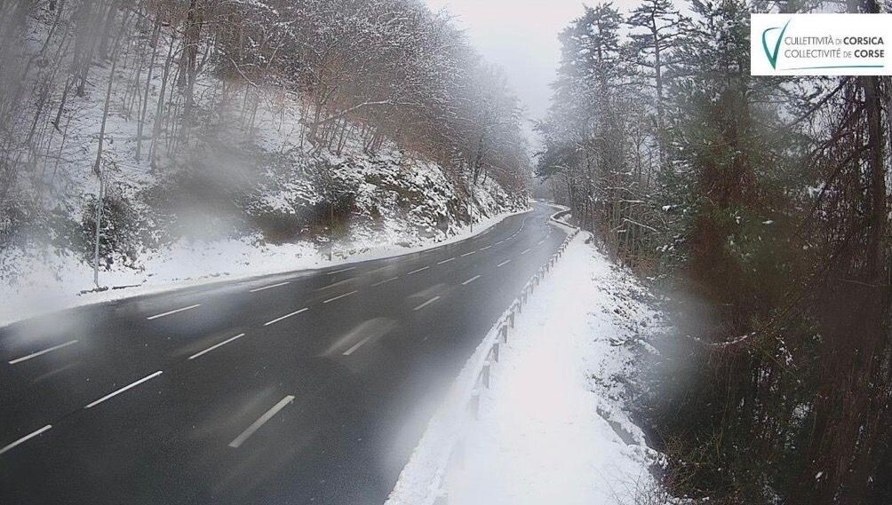 Neige en Corse : équipements spécialisés obligatoires sur les secteurs de Vergiu, Verde, Ascu, Ghisoni et le Val d'Ese
➡️ l.ici.fr/ToG