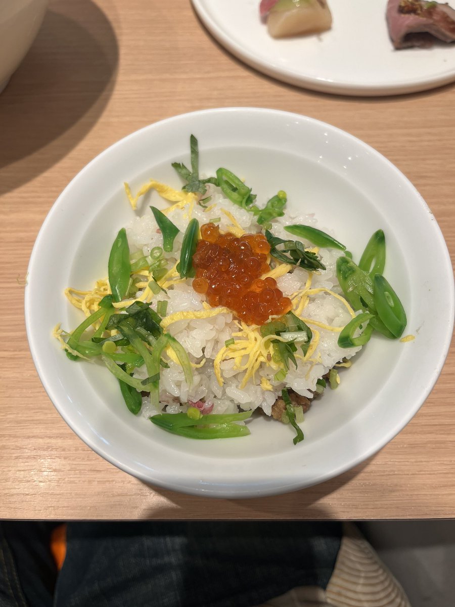 kou_free_dom's tweet image. 東所沢・ラーメンWalkerキッチンさん

ほたて日和✖️麺屋33

【濃厚鴨だし帆立香る中華そば】

鴨と帆立のマリアージュ

女将の気まぐれご飯

桜ご飯のちらし〜Verサクラタウン〜

美味かった…

詳しく感想を書くと文字数足りないので次のポストへ