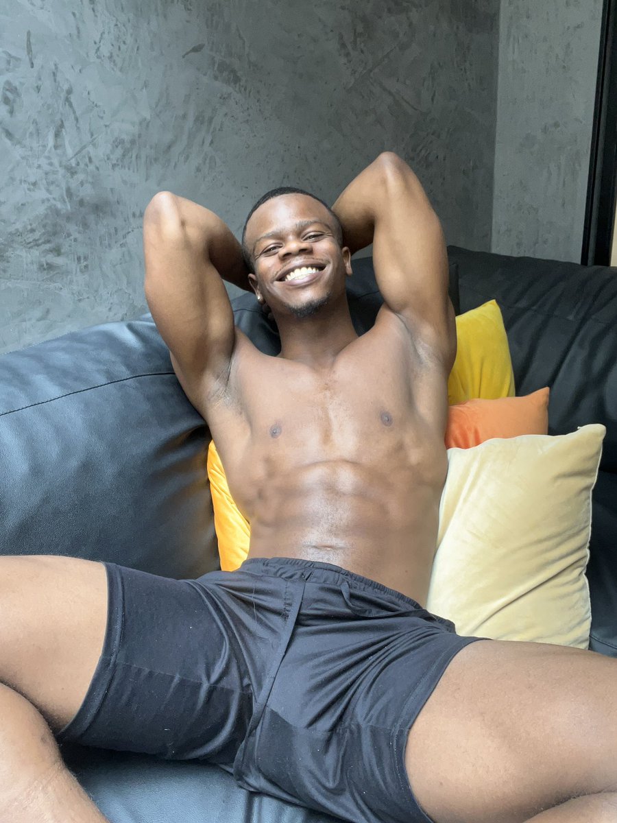 Swhirly™️ tweet media