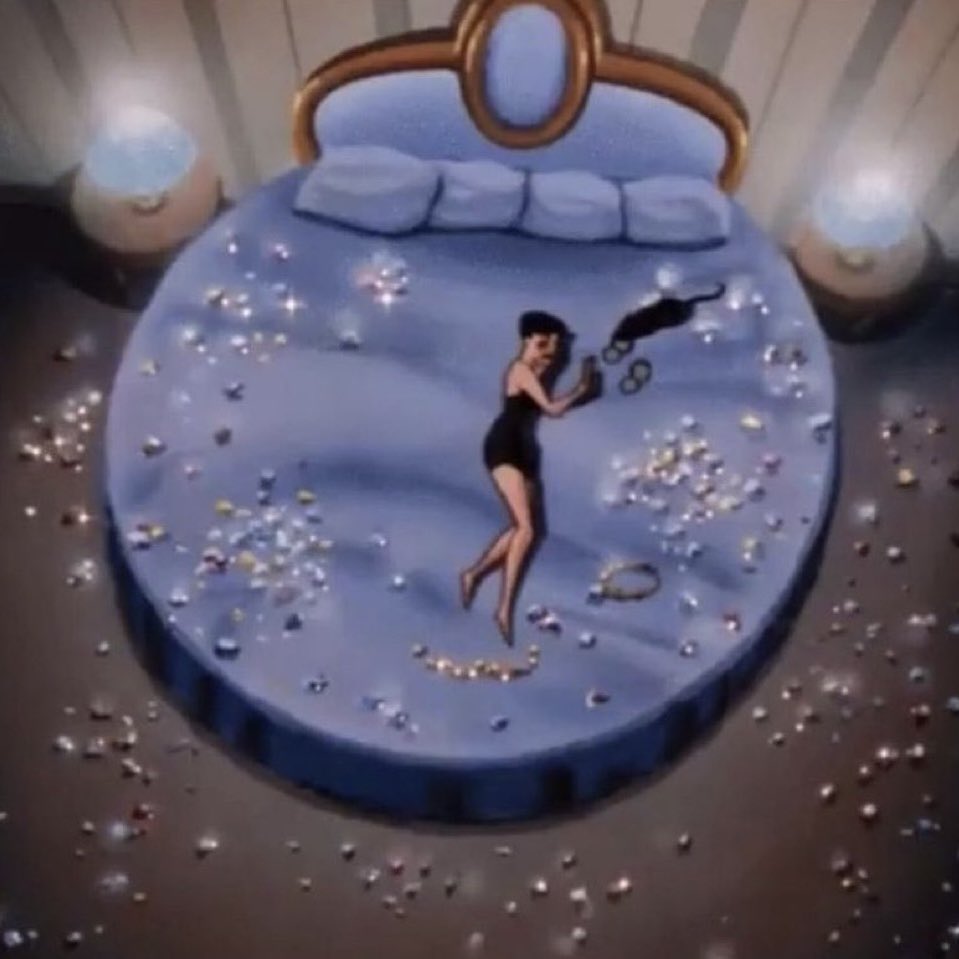 urth2kas's tweet image. me in my room disassociating from the world