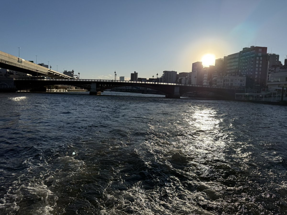 н i м a--☆∩'ω'∩ tweet media