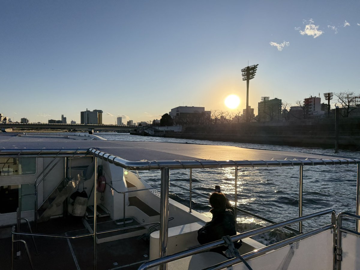 н i м a--☆∩'ω'∩ tweet media