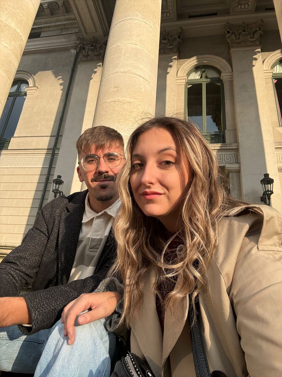 Espero que tothom trovi a una persona que només es preocupi per tú, et cuidi com si fossis lo més valuós del món i t’estimi amb tot el seu cor. Jo he tingut aquesta sort.