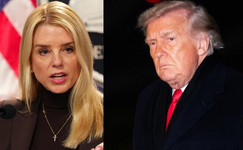 OccupyDemocrats's tweet image. BREAKING: Pam Bondi issues horrifying ultimatum to Minnesota: hand over your voter rolls or ICE’s rampage will continue!

In a shocking admission that ICE is being used a political extortion tool rather than any actual “law enforcement” operation, Pam Bondi wrote a letter to…