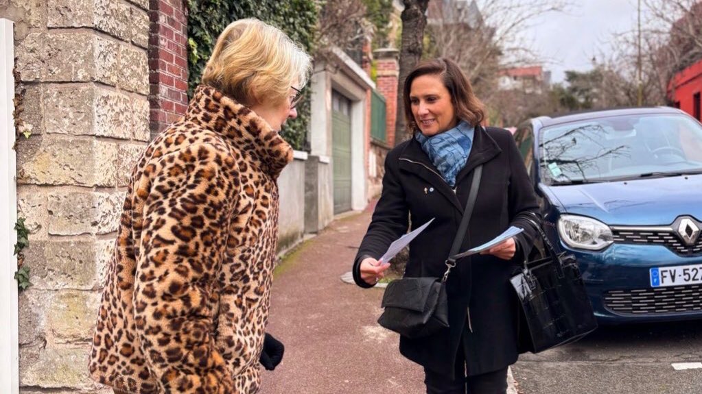 Présents, comme chaque dimanche matin, dans le quartier des Coteaux à <a href="/VilleSaintCloud/">Ville de Saint-Cloud</a> 

Très bel accueil, échanges constructifs, les Clodoaldiens ont leur mot à dire !

En avant pour les #municipales2026 !
#saintcloud