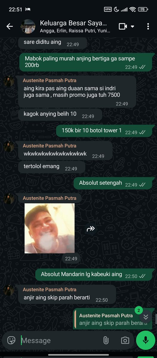 Mengenang terakhir kalinya gue dugem di club yang cuma menghabiskan 150rb buat bertiga. Pulangnya mabok masih bisa nyetir motor orang ke bubur bejo penyelamat kemabokan, soalnya dia lebih mabok daripada gue.