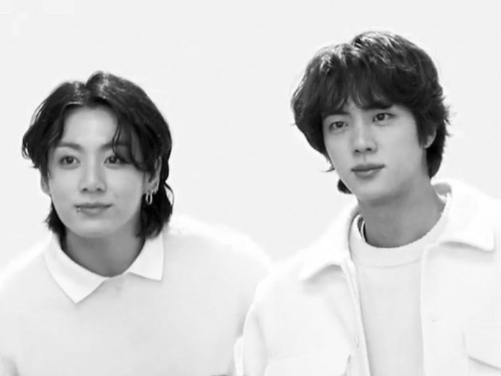 YMJDAILY's tweet image. "which member do you miss the most?" 
"Jungkookie" 🥺