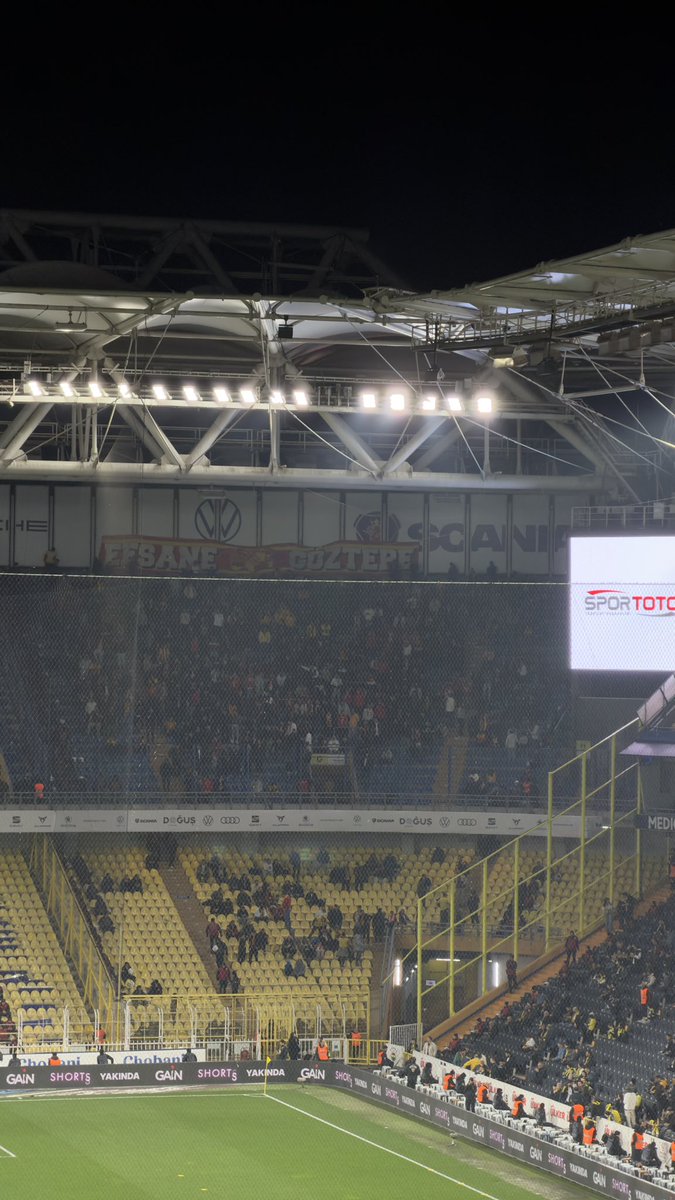 caneracarrr's tweet image. iban atsaydınız otobüs parası yollardık orospu çocukları @.Goztepe