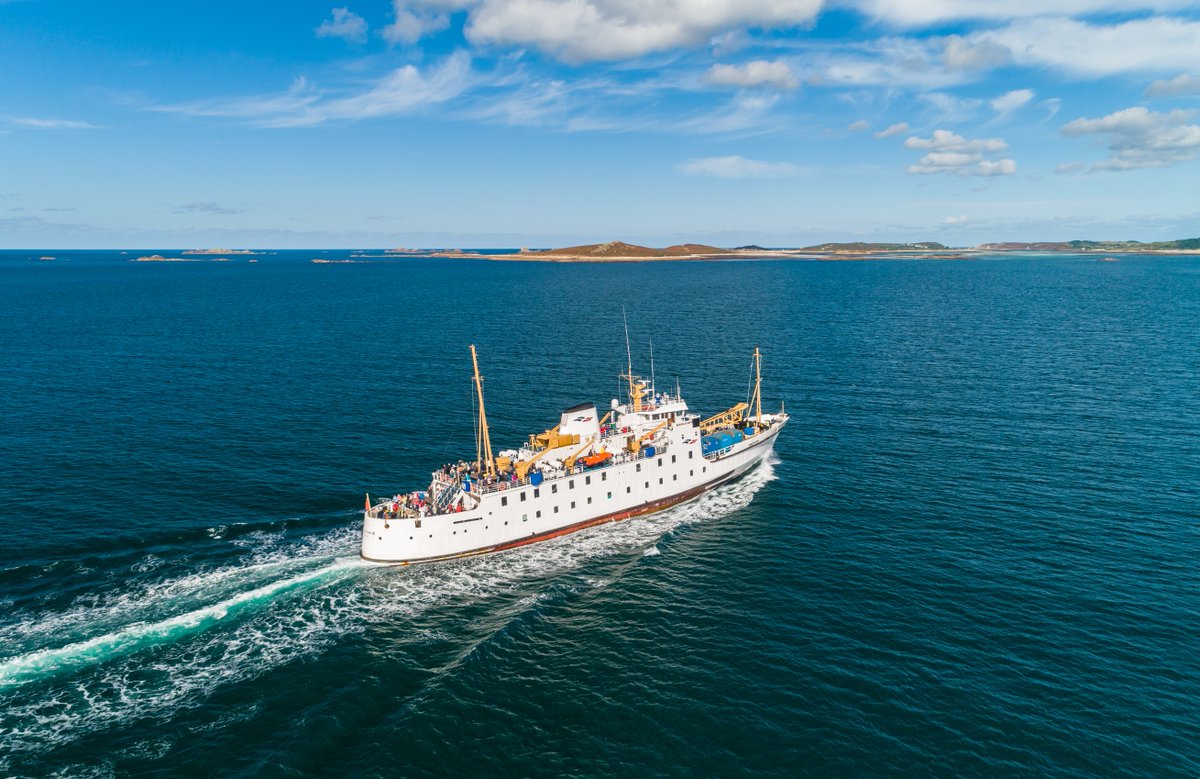 IOSTravel's tweet image. Your journey to Scilly couldn’t be easier.

With departure points across the South West, getting here is simple and stress-free.

Take to the skies on a Skybus flight for aerial views, or relax aboard Scillonian III as you sail towards island life.

islesofscilly-travel.co.uk