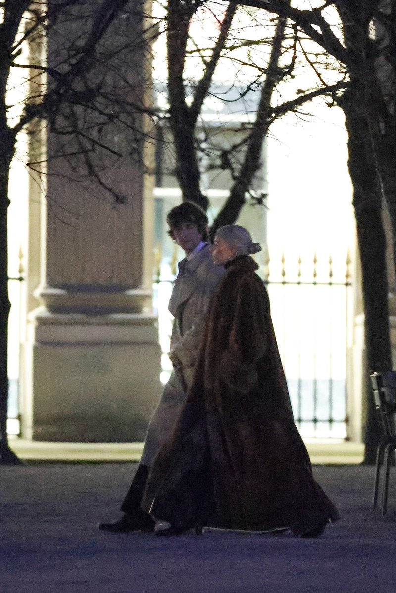 I want what they have it’s so fashionably romantic