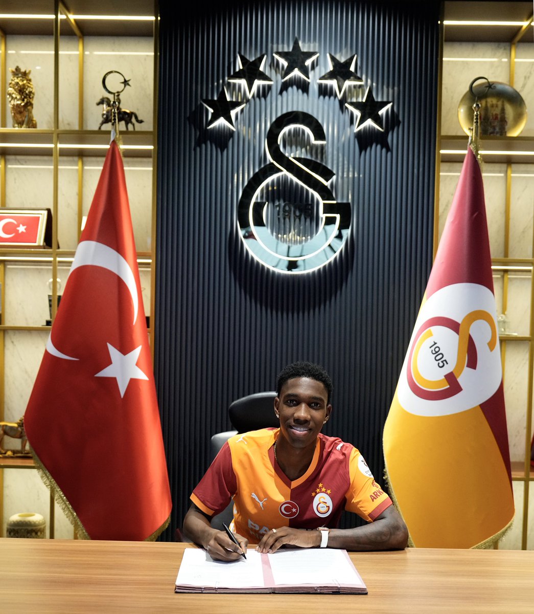 GalatasaraySK's tweet photo. ✍️ Yáser Asprilla, Galatasaray’da! 💛❤️ https://t.co/7um5cXd804