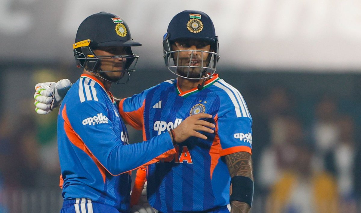 INDIA CHASE DOWN 154 RUNS FROM JUST 10 OVERS 😳 🇮🇳 

- Surya Army won the T20I series 3-0 again New Zealand.
#INDvsNZ
#India🇮🇳