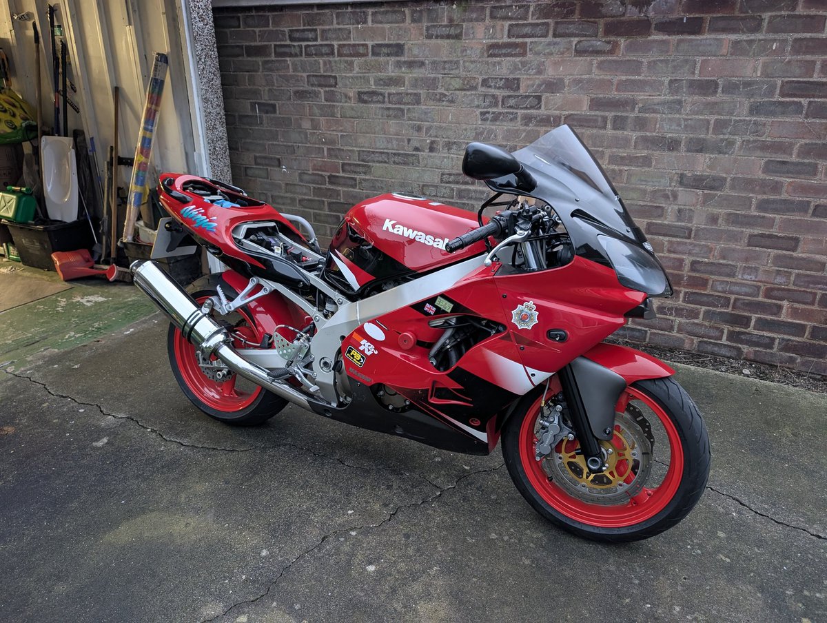 Not so sulky this weekend have added some fresh E5 & a drop of