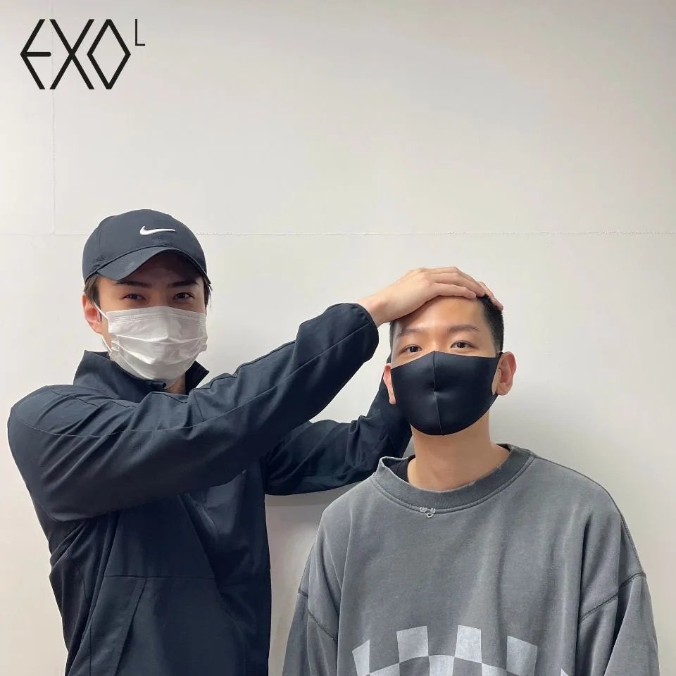 ninepathsofexo's tweet image. thank u Sehun baby, u liked Baekhyun hyung very much to send him off to military🥺