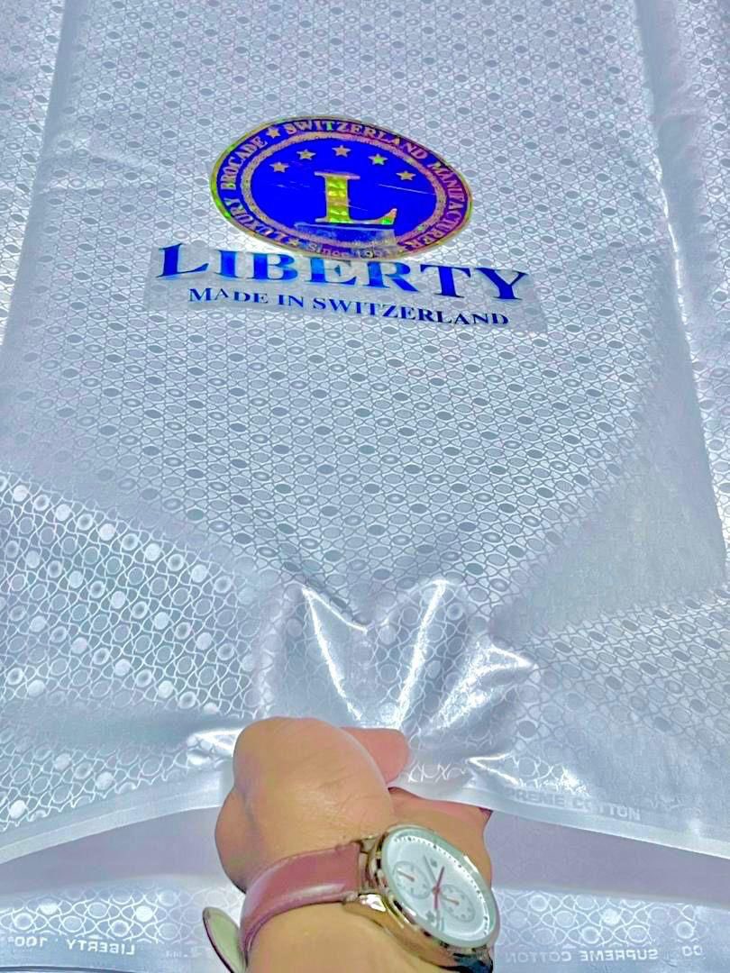 M_ChubadoJR's tweet image. Kindly  RT 🔁 &amp;amp; LIKE PLS

 LIBERTY WHITE 
🏷️ Price:# 11,000 Per yard
☎️Call,DM/WhatsApp
(07068268086)
📍 KANO
Nationwide delivery

Repost 🔁 PLS