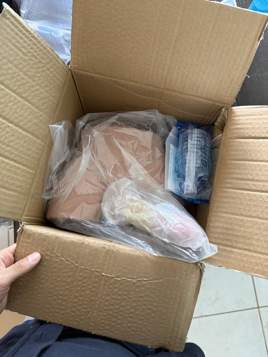 Llegó paquetería 📦💙 
onlyfans.com/felixmjorge