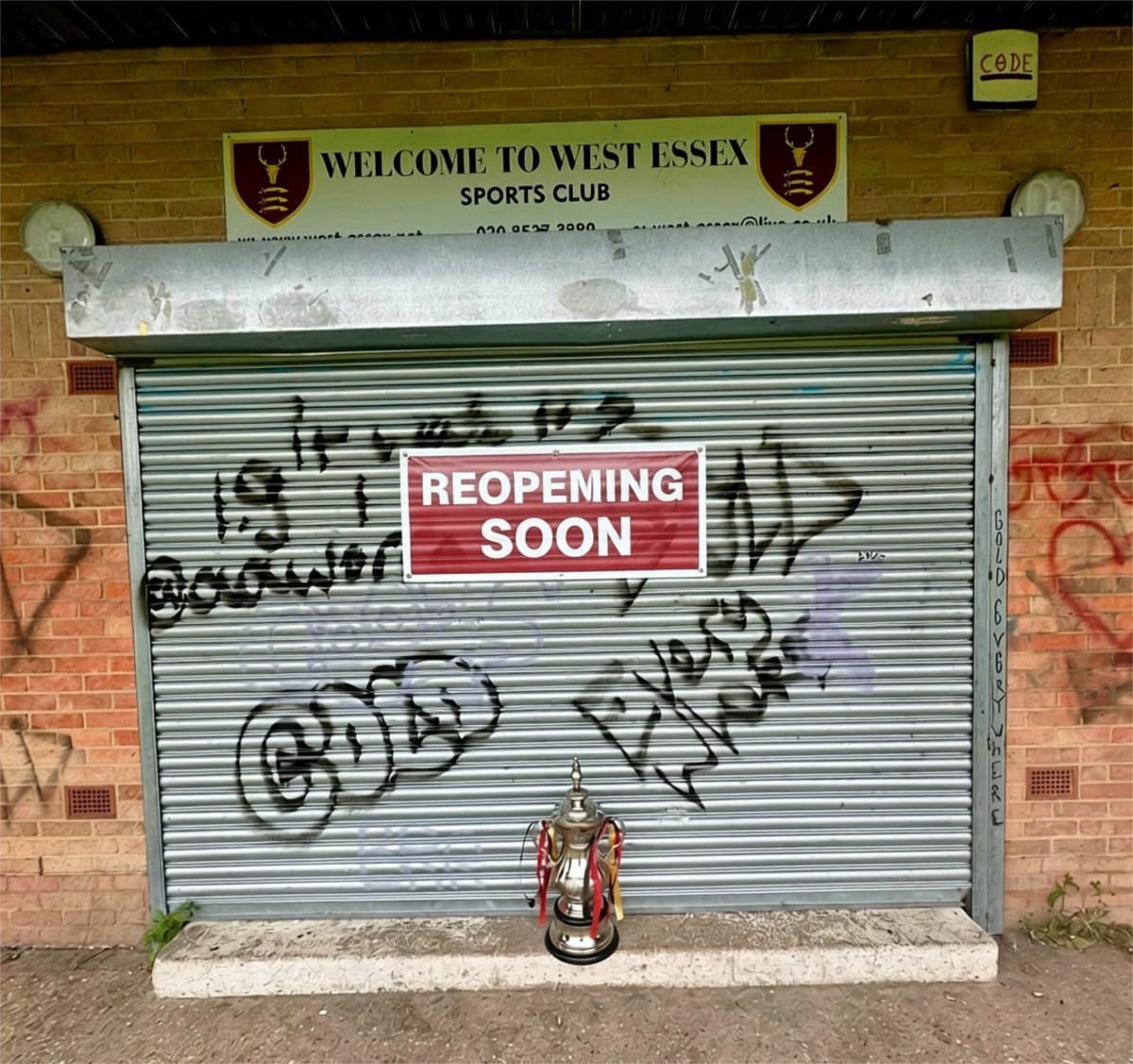 📢 Exciting news on the Rolls Park clubhouse rebuild! The council has secured full funding, combining insurance payouts and capital funds. A meeting in early Feb will reveal details on investment, size, and timeline. Big up IDS for his support! Stay tuned! #RollsPark #UTW