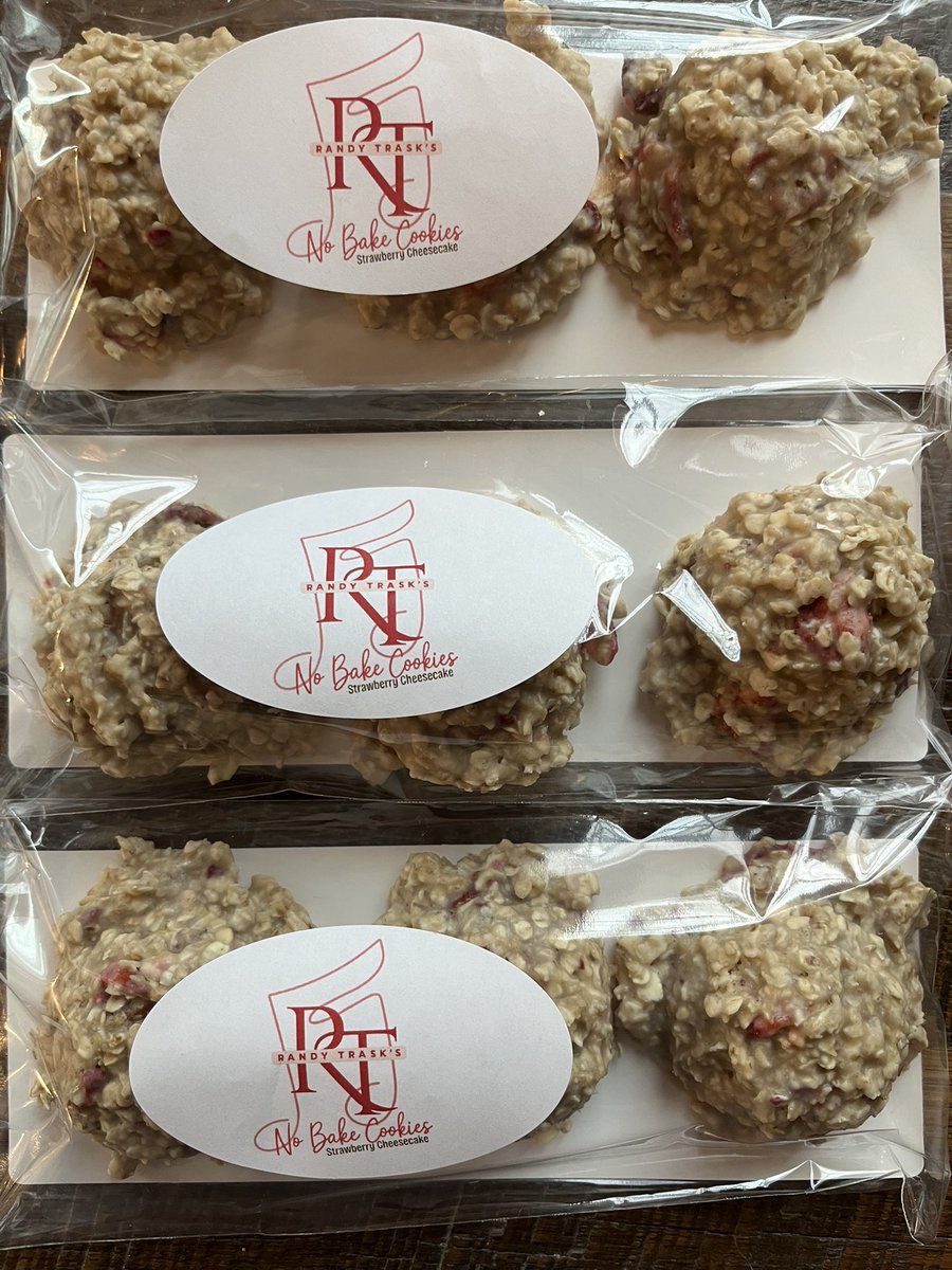 mamaHolko's tweet photo. Strawberry cheesecake no Bake Cookies for Valentine’s Day ♥️
NOW AVAILABLE ❣️
@RandyTrask2
https://t.co/SZGQzM6Sq7
#nobakecookie
#valentinesday https://t.co/2PvEZX4uiB