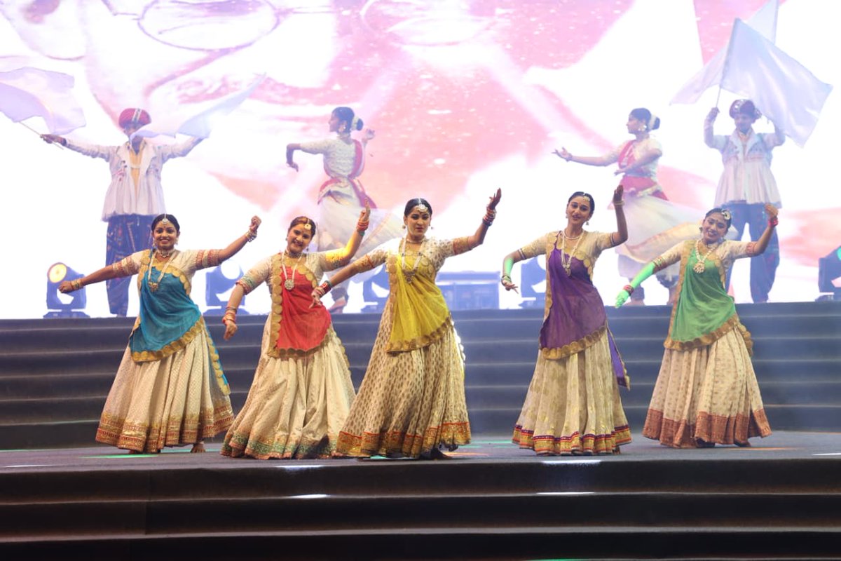 પ્રજાસત્તાક પર્વની પૂર્વસંધ્યાએ થરાદમાં દેશભક્તિના રંગે રંગાયેલા સાંસ્કૃતિક કાર્યક્રમો..