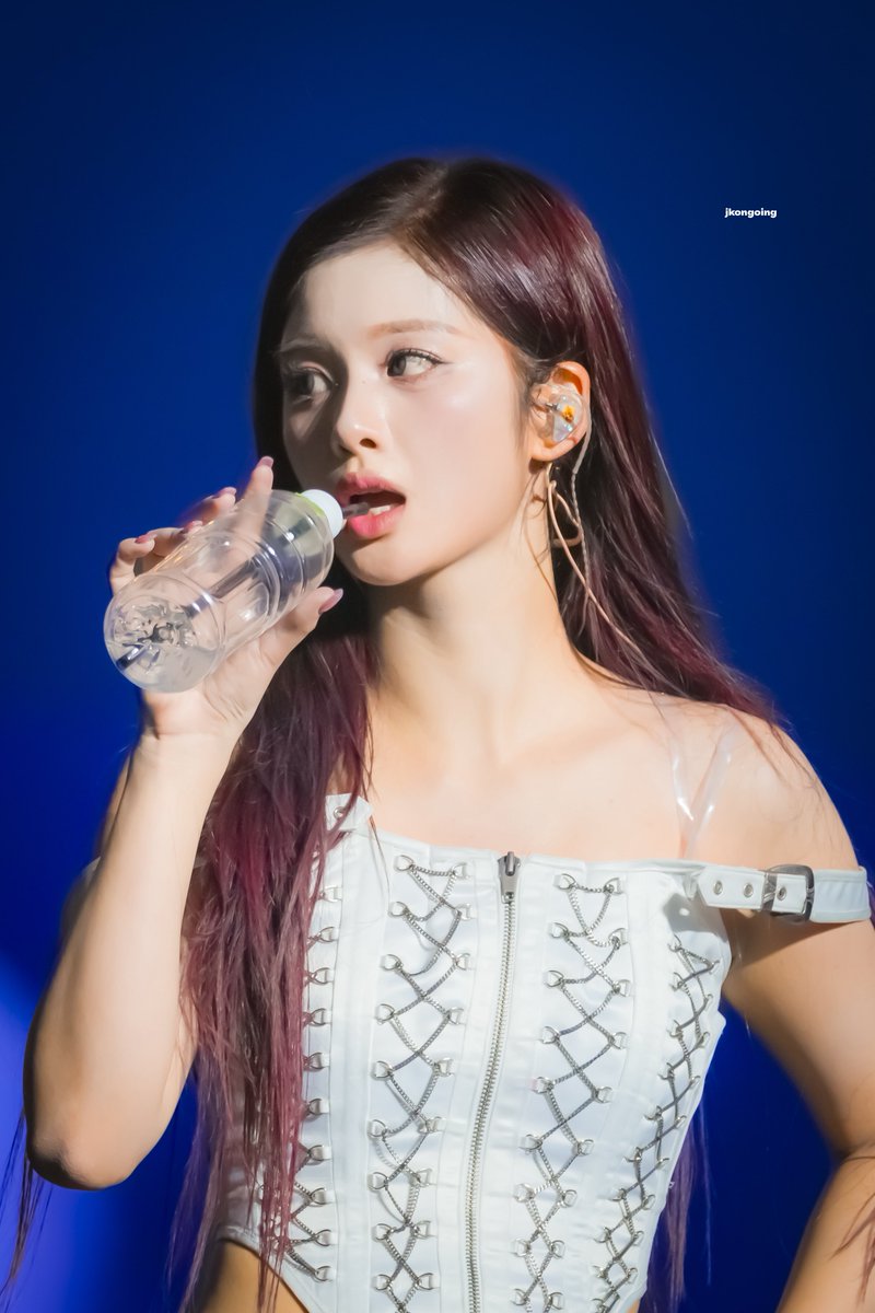 헬멧이🪖 tweet media