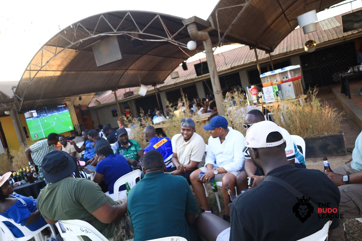 #TBL9 match day 2 ✔️

The <a href="/DujayFc/">Dujay FC</a> party continues with the #ARSMUN watch party at Legends 😁