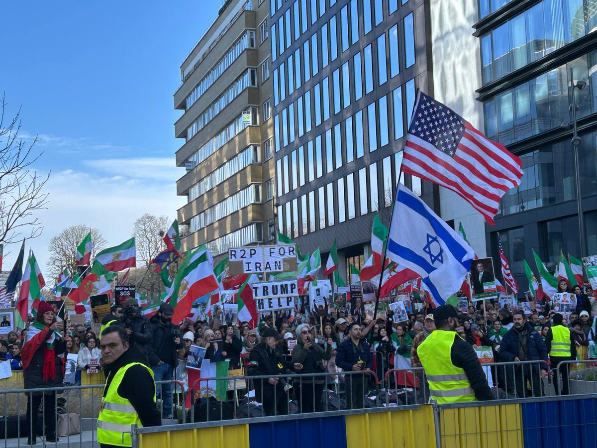 BillWhiteUSA's tweet photo. Today was very special for Bryan and I to stand tall with and for the People of Iran. Thank you to @SafaiDarya for inviting me and allowing us to pray together for the tens of thousands of Iranians murdered by this “sick” regime, as @realDonaldTrump President Trump has said of them. 

As US Ambassador to Belgium, the USA supports the will of the Iranian people for a better future. While we have interacted with many external opposition figures, we want to be clear that, as The President has said, the U.S. does not specifically endorse Reza Pahlavi or any specific opposition leader. Rather, we wholeheartedly support the will of the Iranian people in Iran for a better future for them and their families. 

We met three mothers whose sons were killed by the regime for simply walking in the streets holding candles for peace. We took a moment of silence for all those who have been killed. 

We stand with the great people of Iran.