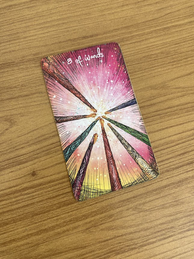 ♏️ Escorpião - Energia Semanal

Fluidez! Essa semana traz uma explosão de energia e quem souber direcioná-la vai conseguir aproveitar grandes oportunidades, mas é preciso escolher entre duas posturas: ficar procrastinando, empurrando com a barriga e deixando para depois, ou