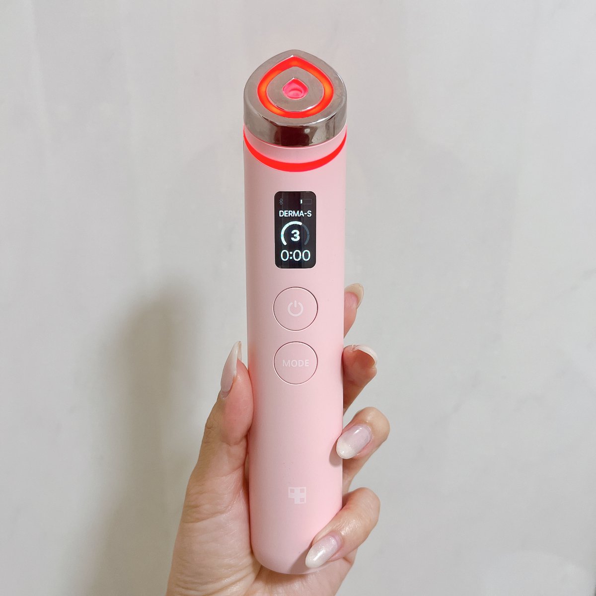 anmitsu__life's tweet image. メディキューブの美顔器使ってる人多いけど、モードとかやり方まちがってる人結構多いよね……
こうやって正しく使えば最速で効果でるからほんともったいないよ↓↓