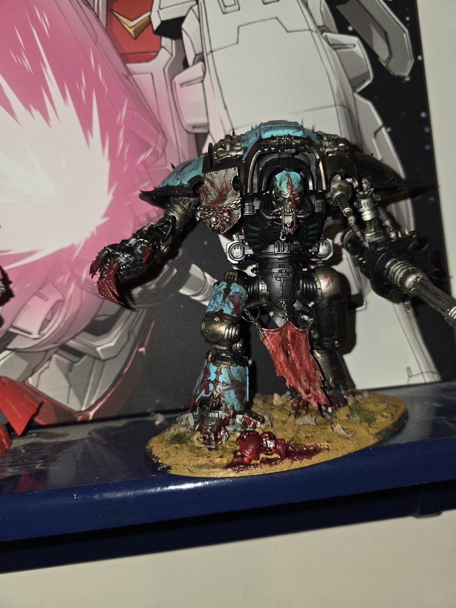 GundamTravis's tweet photo. Finished my first warhammer chaos knight! https://t.co/opMT5nY4nG