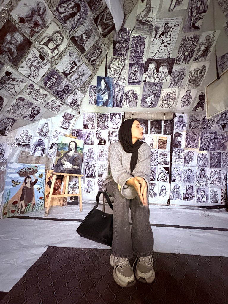 mar80549's tweet image. I’ve finished setting up my humble exhibition.
If you like it, leave a dot