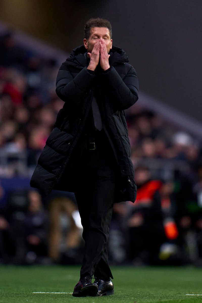 🥇🤯🚨

أتليتكو مدريد في هذا الموسم يعادل بقيادة دييغو سيميوني فريق برشلونة موسم (2009/10) بقيادة بيب غوارديولا كأكثر فريق تقدم في النتيجة في أول 21 جولة من الموسم في تاريخ الدوري الإسباني بأكمله.

<a href="/LaLigaenDirecto/">Fran Martínez</a>