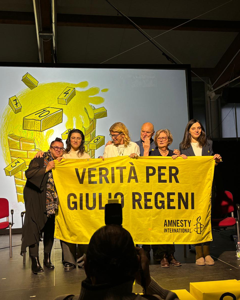 EMERGENCY tweet media