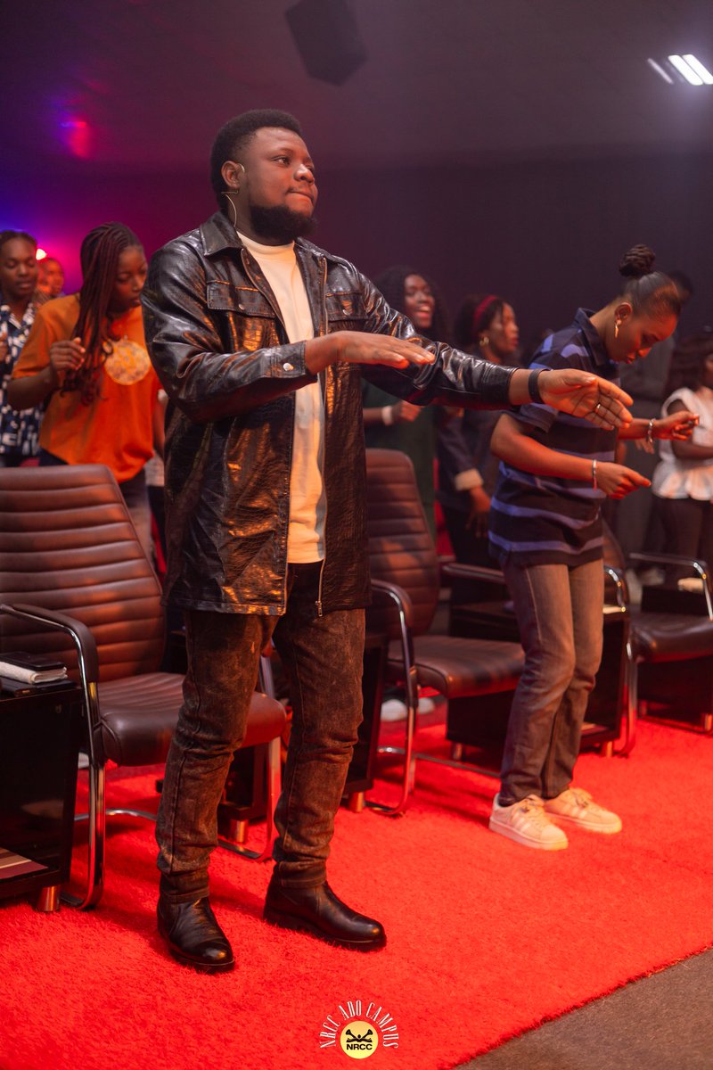 newrealitycc's tweet image. Joy in motion. Our joy can't stay still💃

#sundayservice #friendshipservice #nrcc #nrccglobal #apjsays #Church