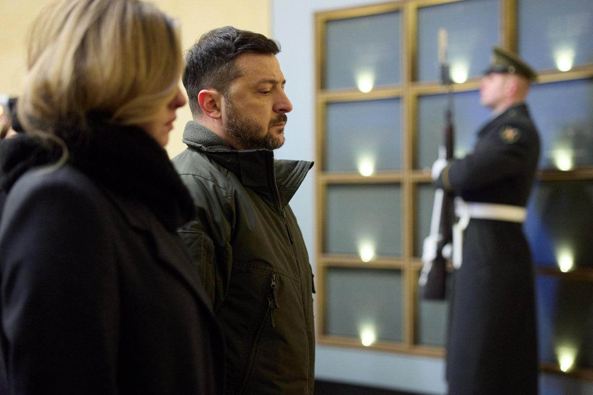 Volodymyr Zelenskyy / Володимир Зеленський tweet media